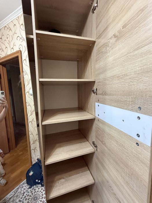 Продам шкаф в хорошем сост