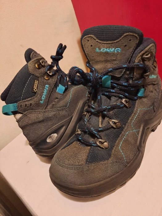 Ghete copii LOWA Goretex waterproof, bocanci,munte, masura 32-33
