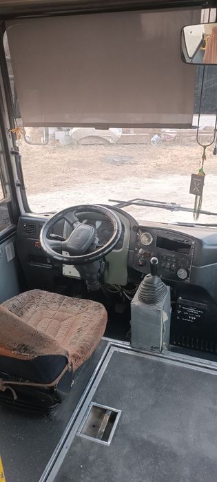 Avtobus zapchastga sotiladi.