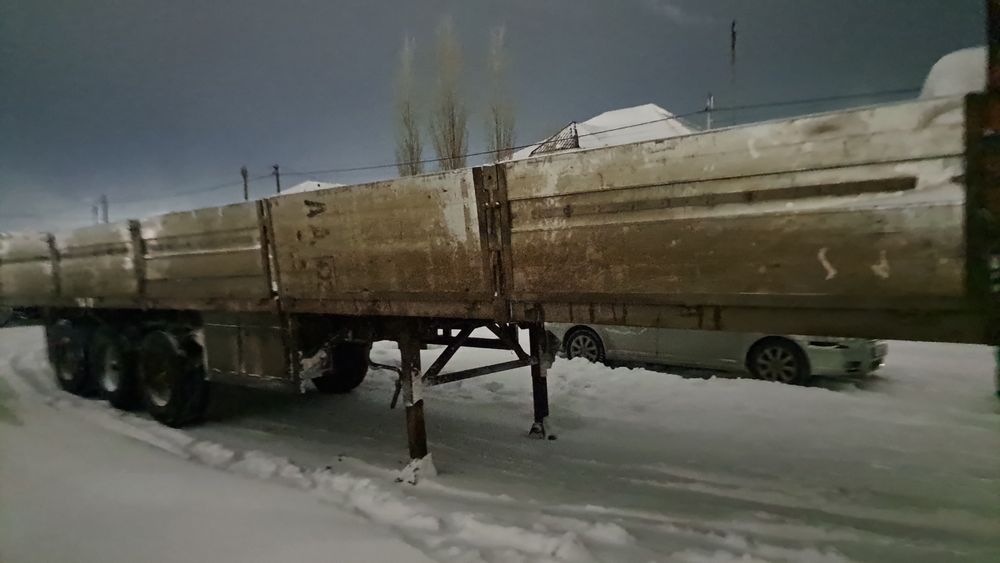 Длинномер полуприцеп тягач 13,60