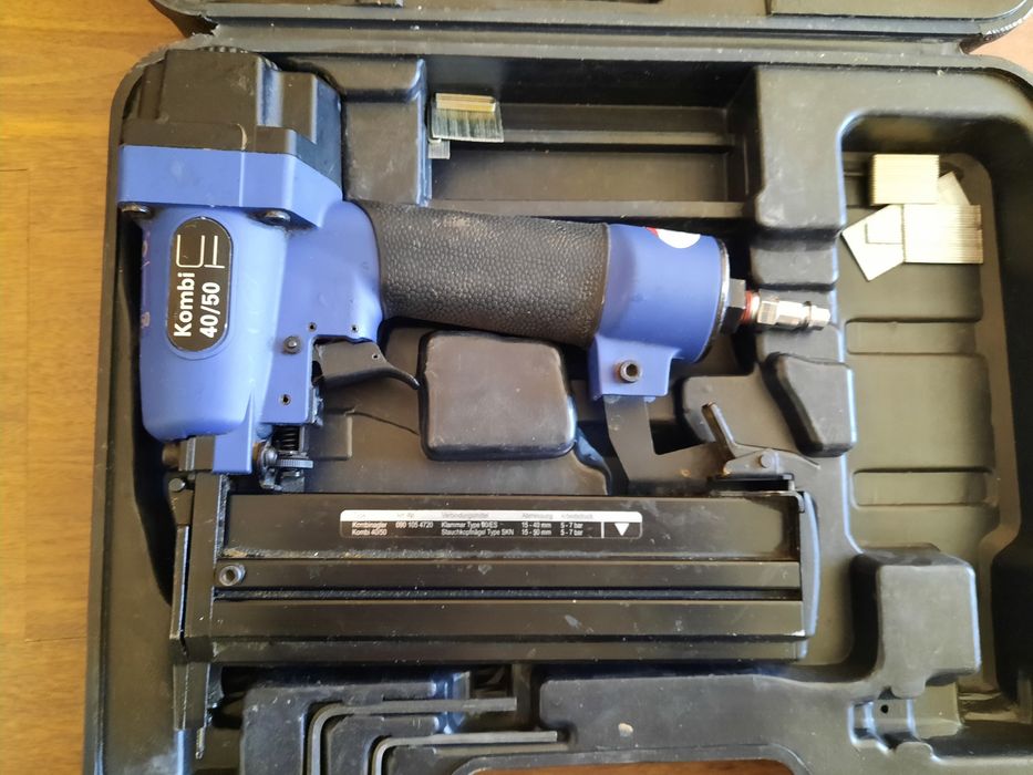 Набор за резба, такер