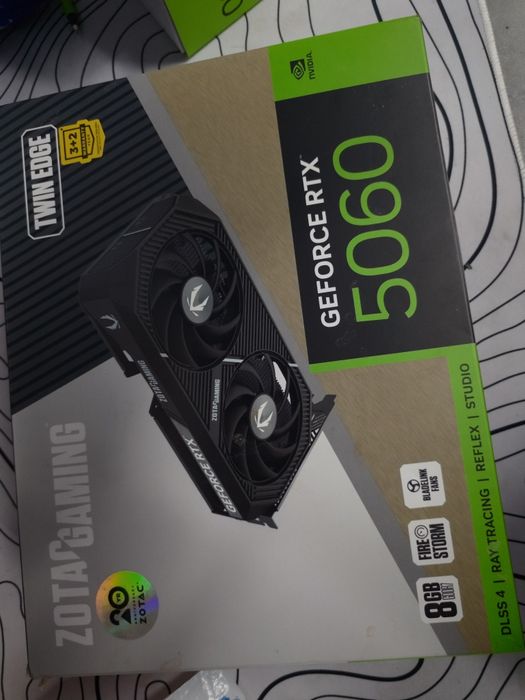 Продам Rtx 5060 8gb