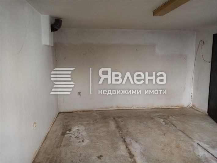Продава се Гараж / Паркомясто в Поморие - 47 кв.м за 537 €/кв.м - Снимка #2