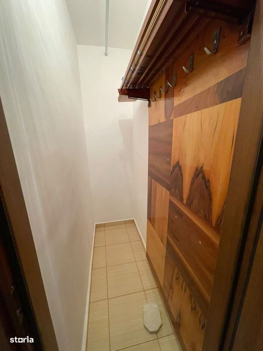 Capitol spitalul mare ,ultra central ,stradal decomandat!
