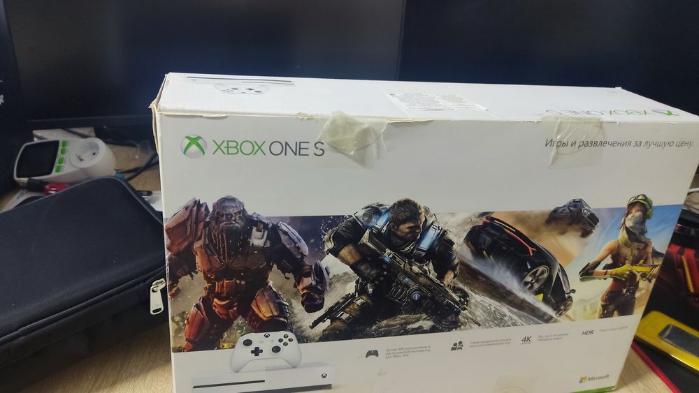 XBOX ONE S 1ТБ 130 000 тг