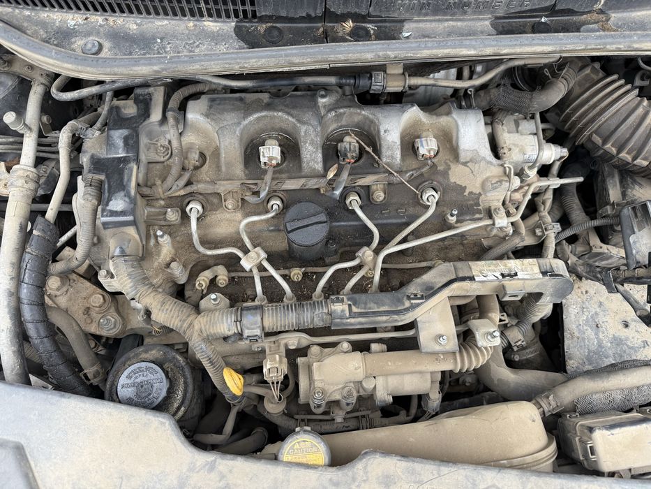 Toyota Corolla Verso 2.2 на части