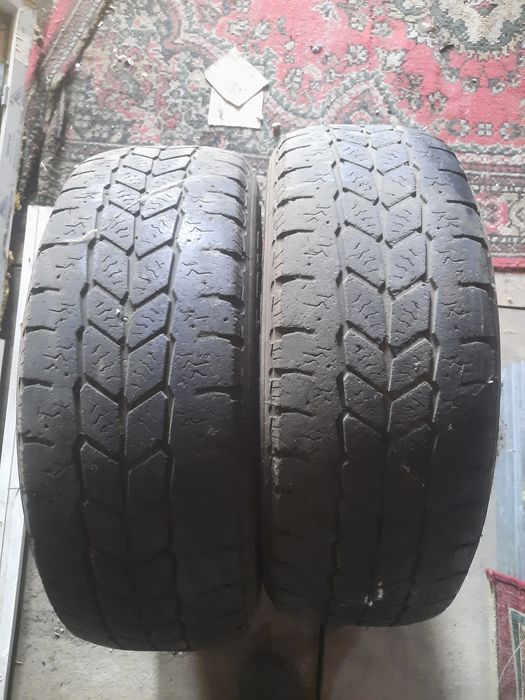 Продам резины 2шт 215/65 16T