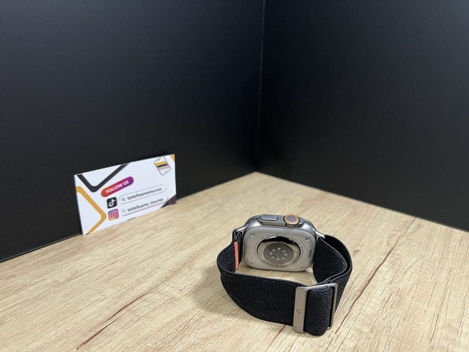 Apple Watch Ultra 49mm Natural Titanium Second-Hand Bun 2 ani garanție