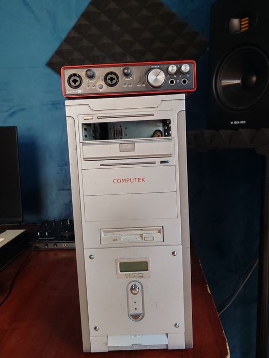 Kompyuter MAC va focusrite