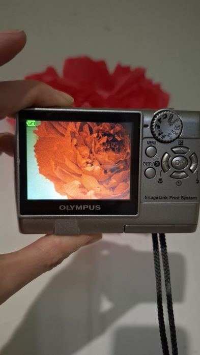 Компактен дигитален фотоапарат Olimpus FE 140