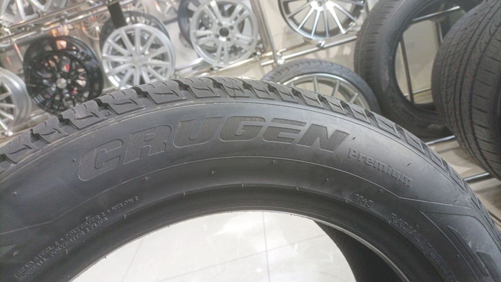 KUMHO 255/55 R19 grugen KL33
