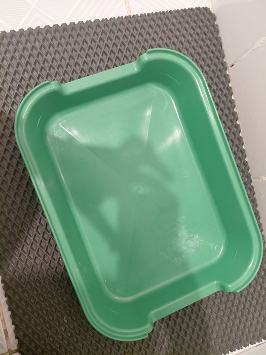 Продам лоток для кошек