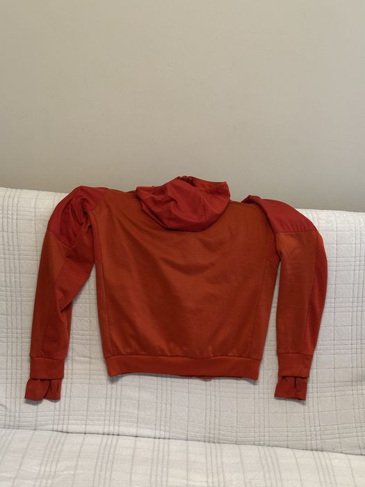 Bluza sport cu gluga marimea M