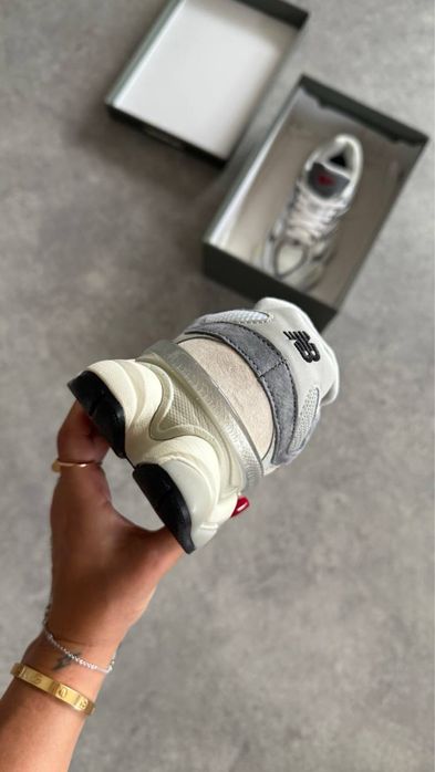 New Balance 9060 Rain Cloud