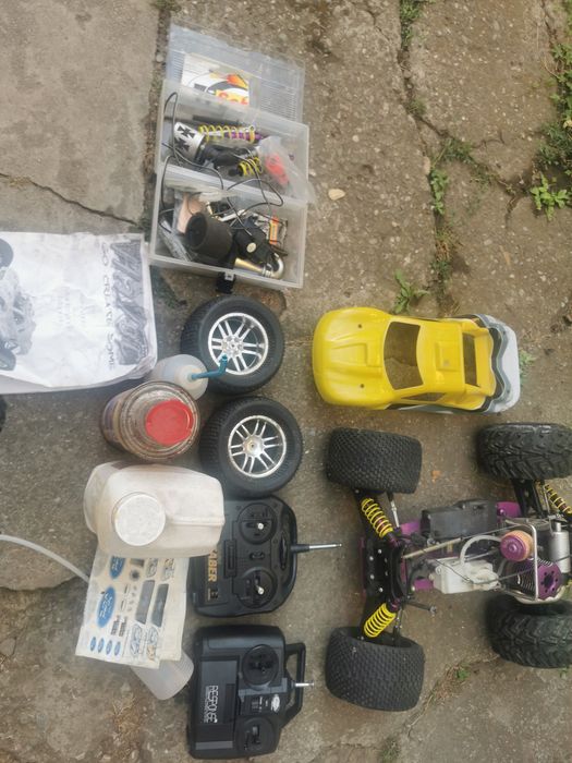 Mașinuța RC cu motor termic