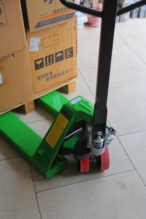 Рохля грузоподъемностью 3000 кг: Прочная и эффективная