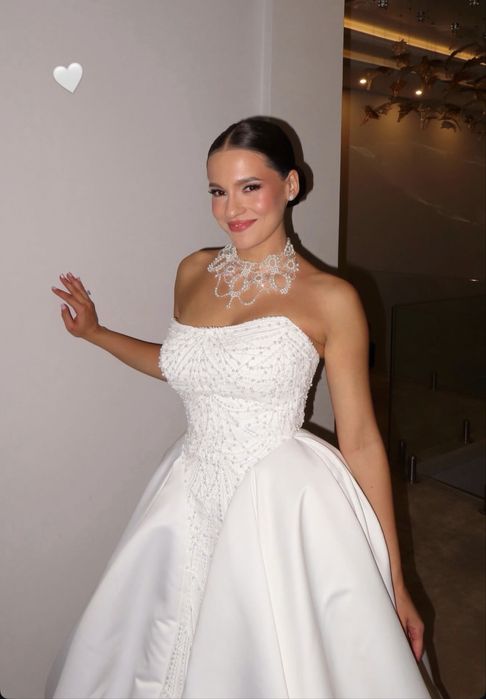 Inchiriez rochie de mireasa Katy Corso