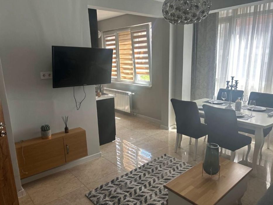 Дава се под наем Двустаен апартамент в София, Център - 50 кв.м за 750 € - Снимка #1