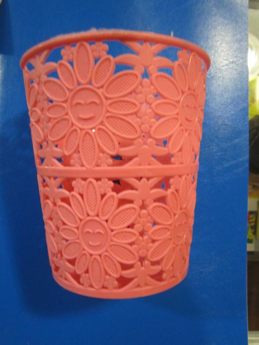 Стаканчики вазочки для карандашей и канцелярии
