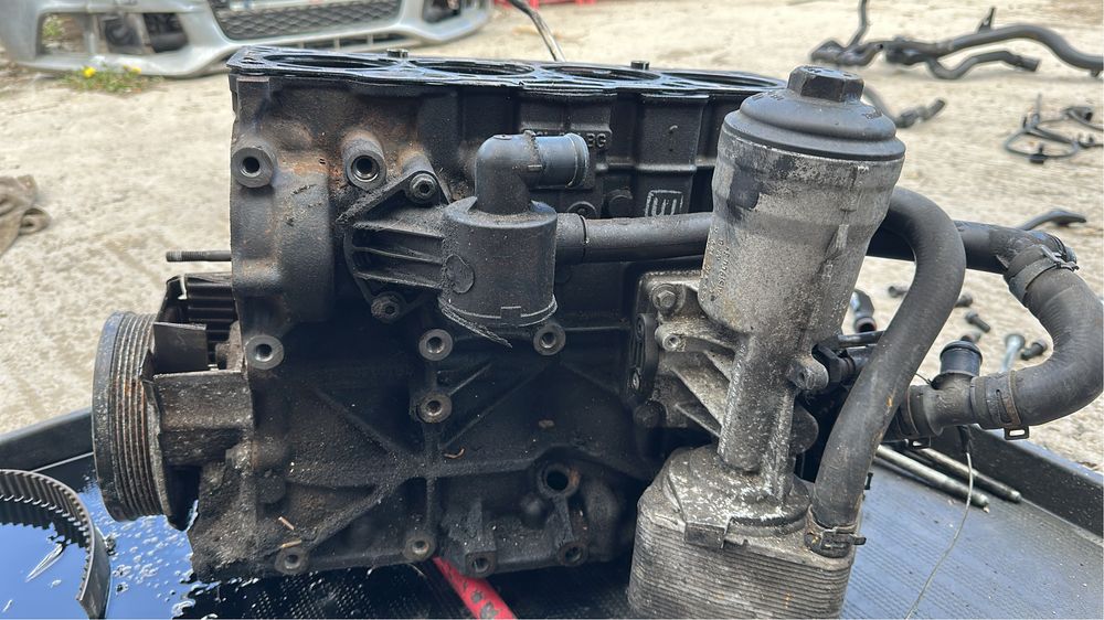 Bloc motor 2.0 cag audi a4 b8 03l021bg