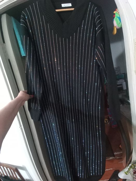 Продам эффектное платье размер 52--54