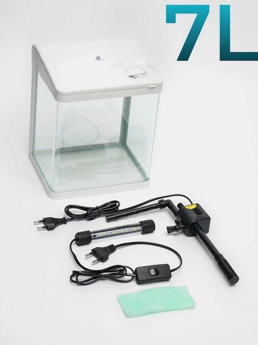 Аквариум с фильтром и освещением