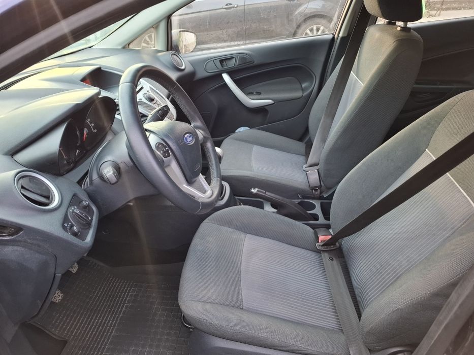 Ford Fiesta .An 2012