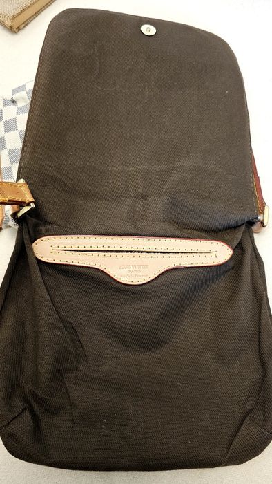 Louis vuitton poștaș