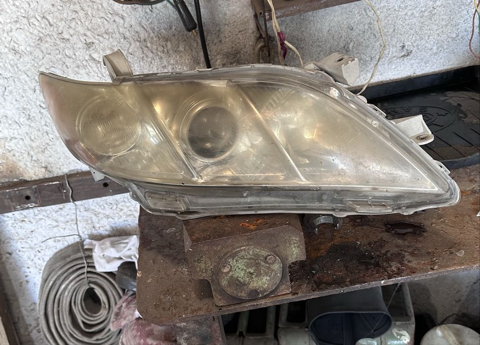 Фары правые камри 40