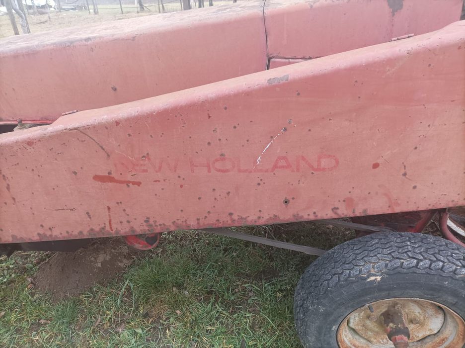 Presa balotat new holland