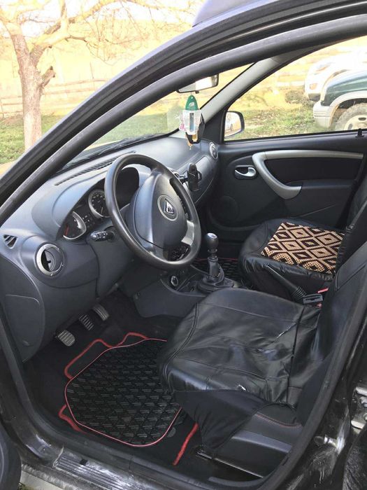 Vând duster 4x4  an 2013