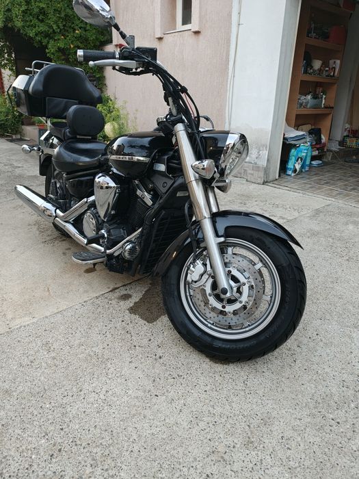 Yamaha xvs1300 midnight star 2011