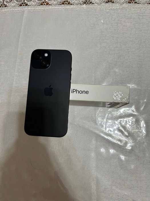 Айфон 15 б/у продается