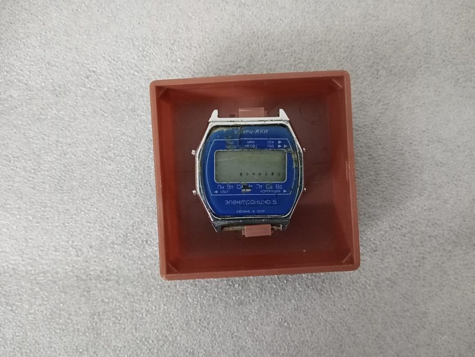 часы Электроника 5