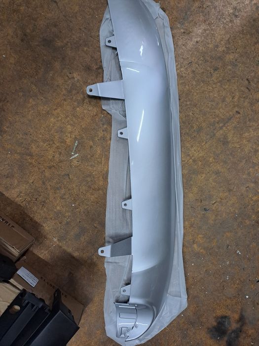 Накладка заднего бампера Rav4