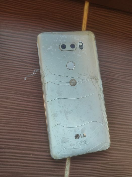 **Lg V30 64 gb**