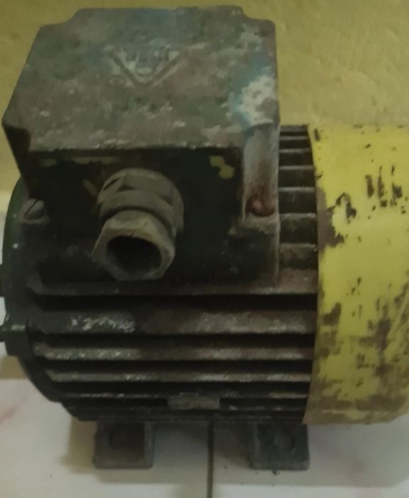 Motor asincron trifazat