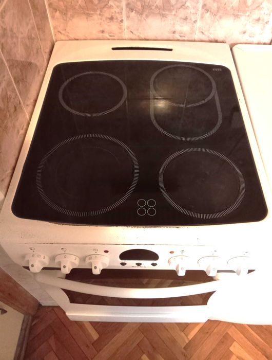 Хлад. Whirpool, съдомиялна Elektrolux, готв. печка Amica -  Обща цена.