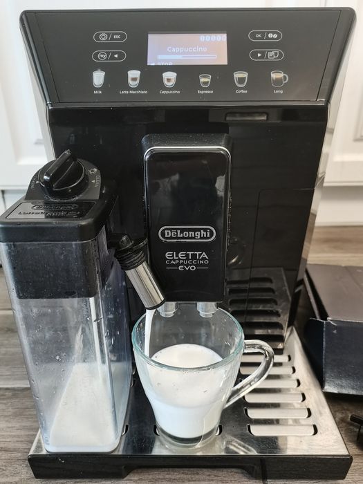 DeLonghi  Eletta