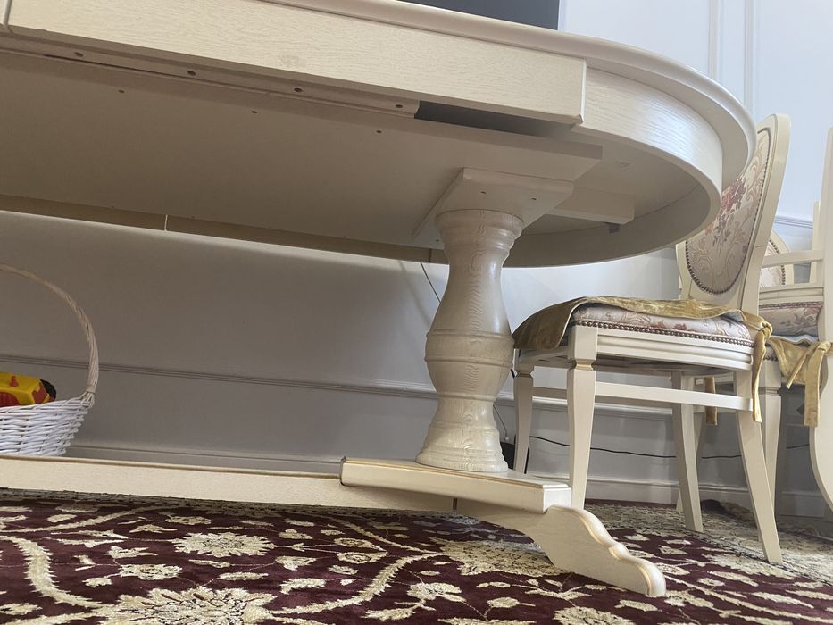 Продам стол раздвижной