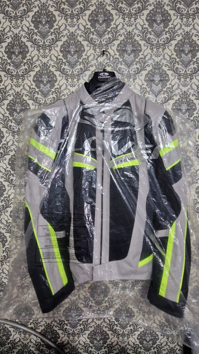 Продам МотоКуртку