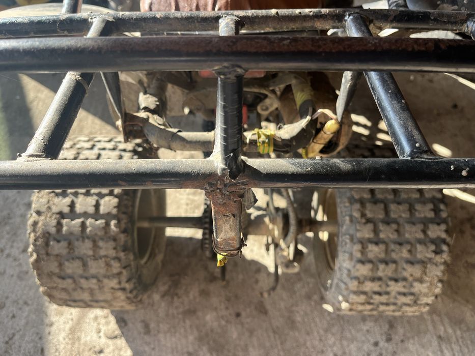 Vand/Schimb atv 200cc si bicicleta cu motor 80cc