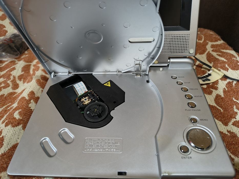 DVD playere portabile LG/Yamada