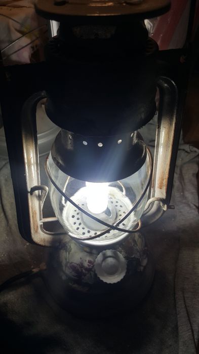 Газен фенер с декупаж и електричество.