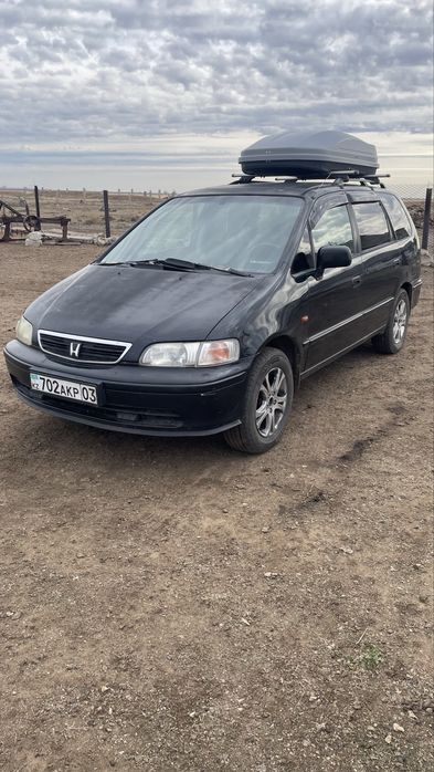Honda Shuttle 2000 год
