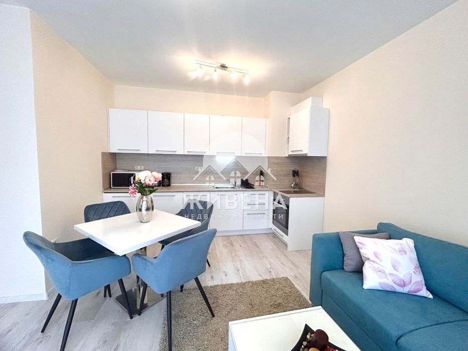 Дава се под наем Двустаен апартамент в Варна, Аспарухово - 70 кв.м за 600 € - Снимка #1