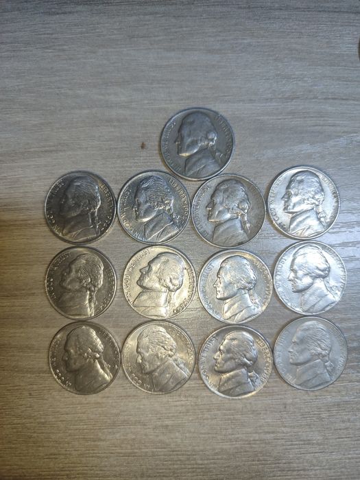 Продам монеты Германии , Финляндии , США .