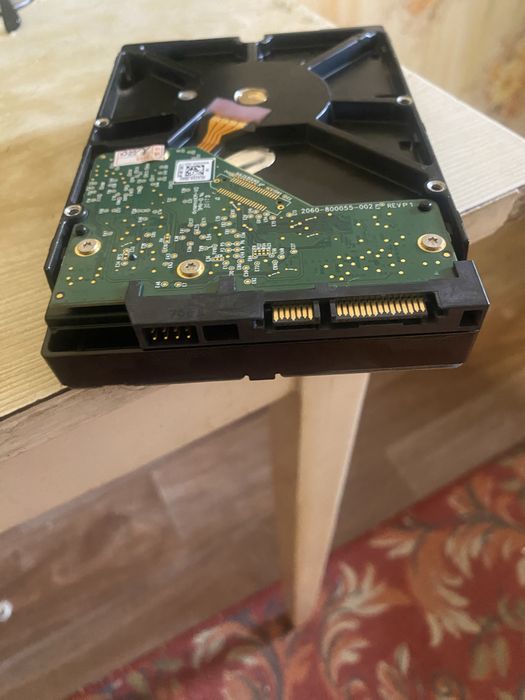 Продается жесткий диск, на 4.0 TB, в отличном состоянии цена:50000тг