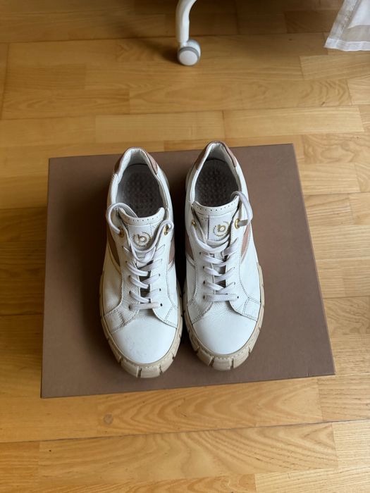 Sneakers Bugatti Leather – Detalii Aurii și Rose Gold