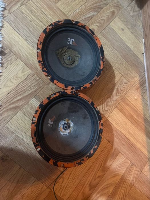 Продам сабвуфер с усилителем